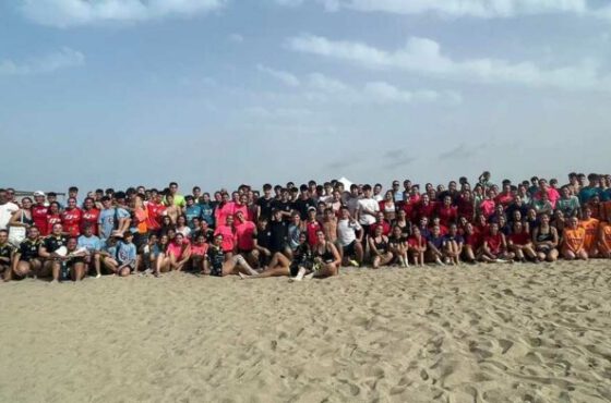 Més de 400 jugadors participen en la tretzena edició del Torneig d’Handbol Platja del CE Tortosa