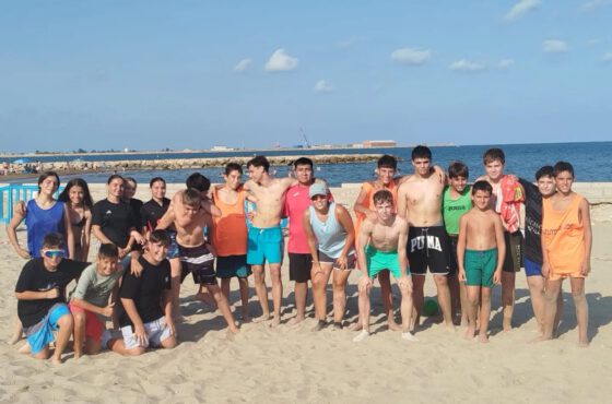 Primera sessió de Beach Handball a La Ràpita
