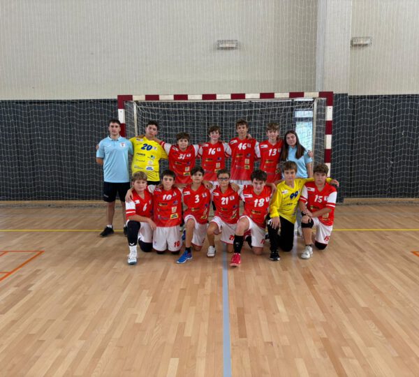 El primer partit oficial per l’infantil Blanc amb el Perelló